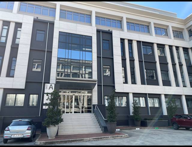 294M² OFFICE TO LET IN SANDTON CENTRAL